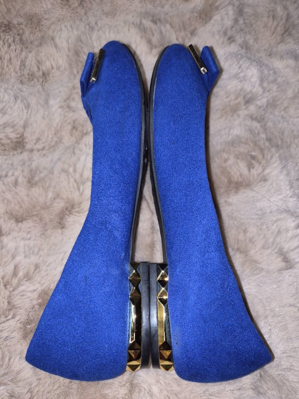 Christian Sirano Flats